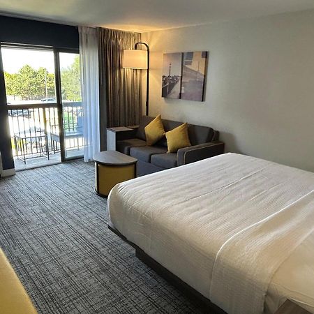 Best Western Plus Elgin - Chicago West Dundee Екстер'єр фото