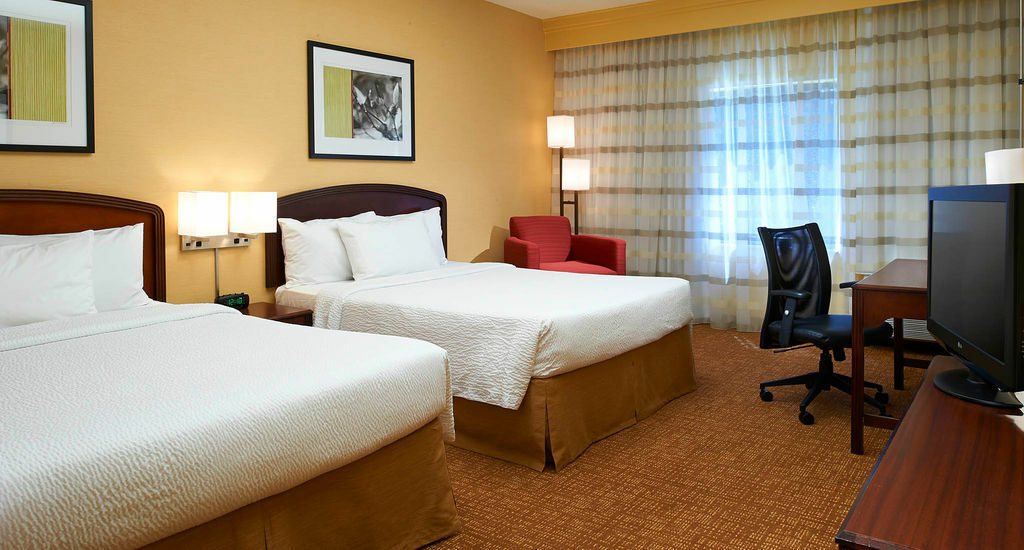 Best Western Plus Elgin - Chicago West Dundee Екстер'єр фото